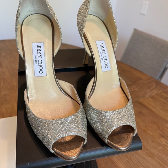 Sold : Jimmy Choo Logan Peep Toe Shimmer Metallic Champagne/Silver Heels (39 ) - Picture 4 of 15